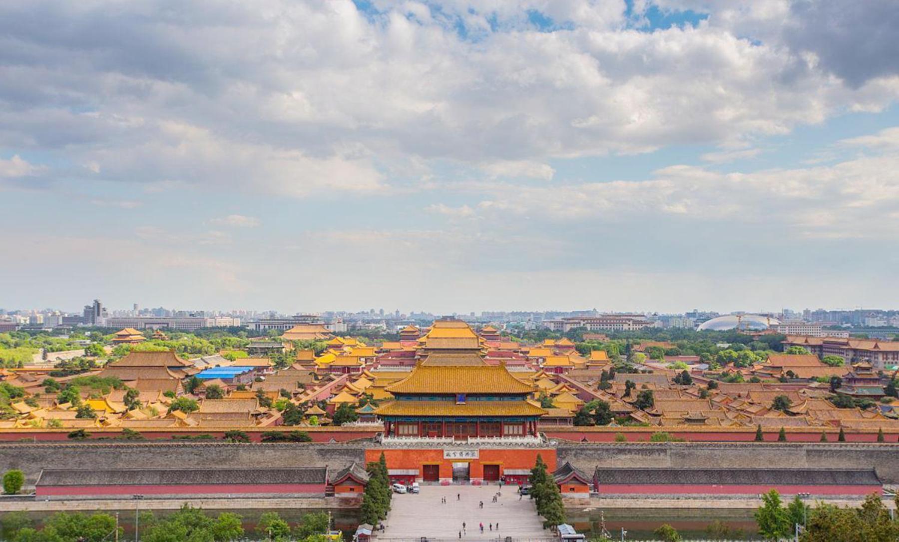 East Sacred Hotel--Very Near Beijing Tiananmen Square ,The Forbidden City,The Temple Of Heaven ,3 Minutes' Walk To Wangfujing Subway ,Located In The Center Of Beijing, Many Shopping Malls Around,Newly Renovated Hotel-Able To Receive Foreign Guests Kültér fotó The Forbidden City, Beijing